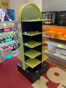 display de chão para merchandising