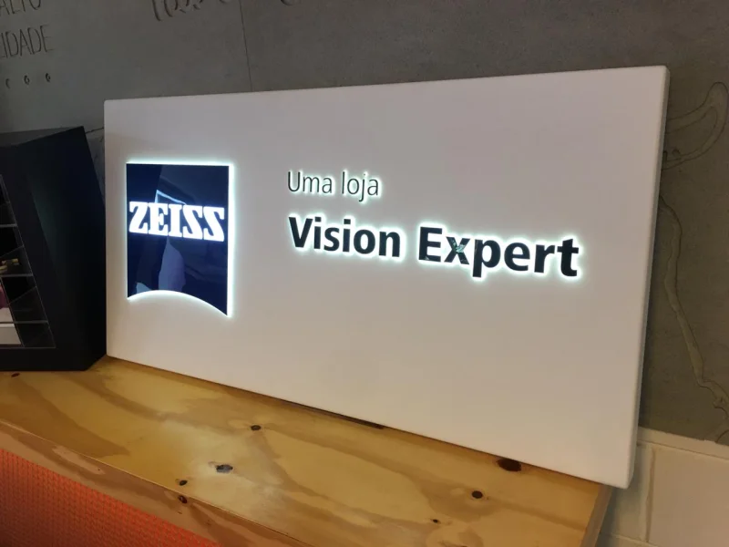 Displays de balcão personalizados